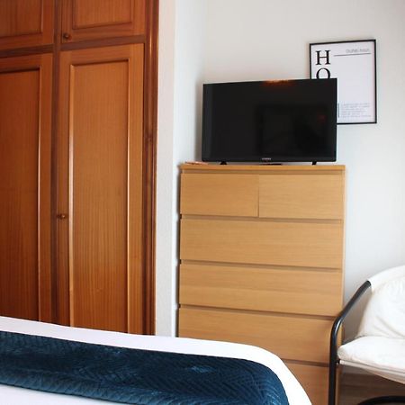 Apartamento Centrico En Monforte De Lemos - No Wifi - Parking Privado Eksteriør billede