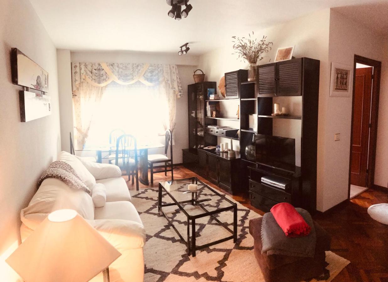 Apartamento Centrico En Monforte De Lemos - No Wifi - Parking Privado Eksteriør billede