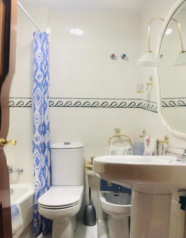 Apartamento Centrico En Monforte De Lemos - No Wifi - Parking Privado Eksteriør billede